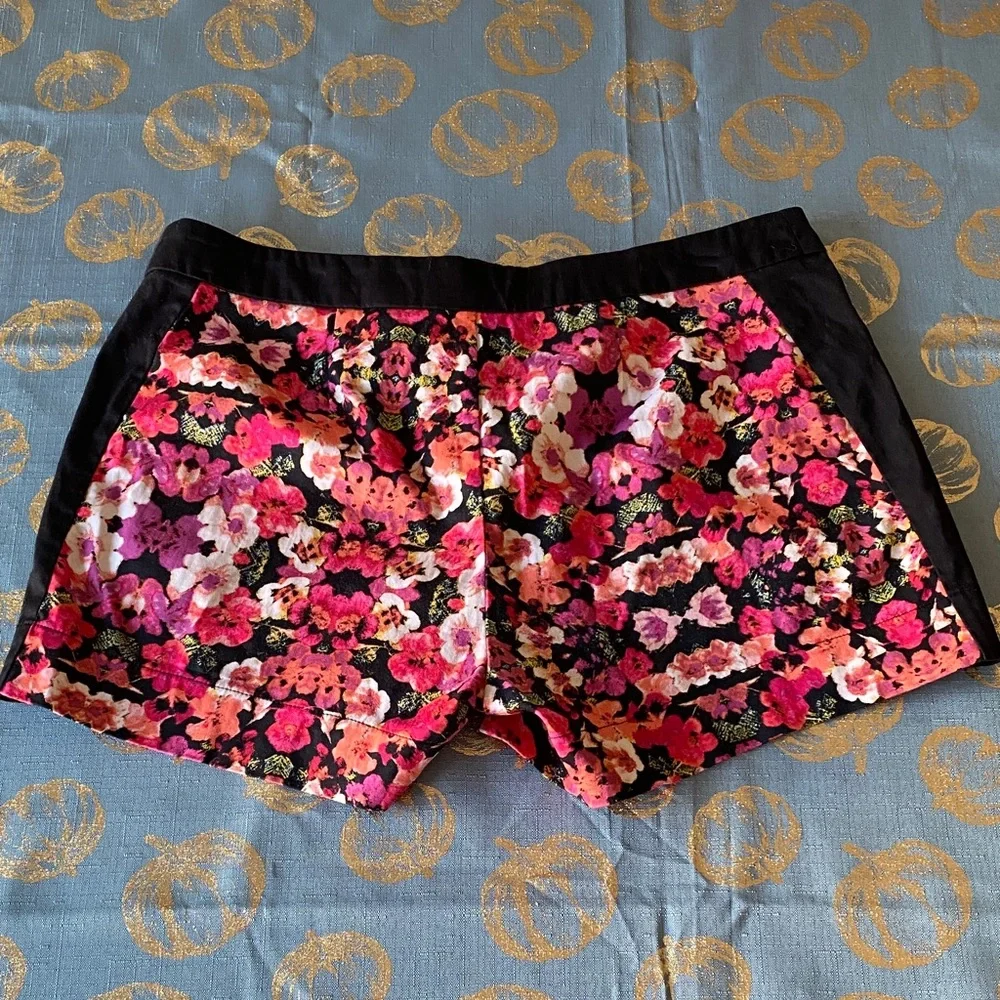 Nicole by Nicole Miller Floral Shorts - Pink and Black - Picture 2 of 14